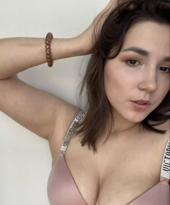 Анкета проститутки Фаина - Фото 1, Рязань, 19 лет, №337